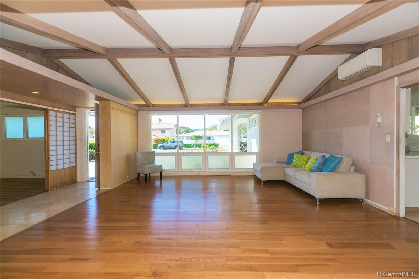 1081 Makaiwa Street