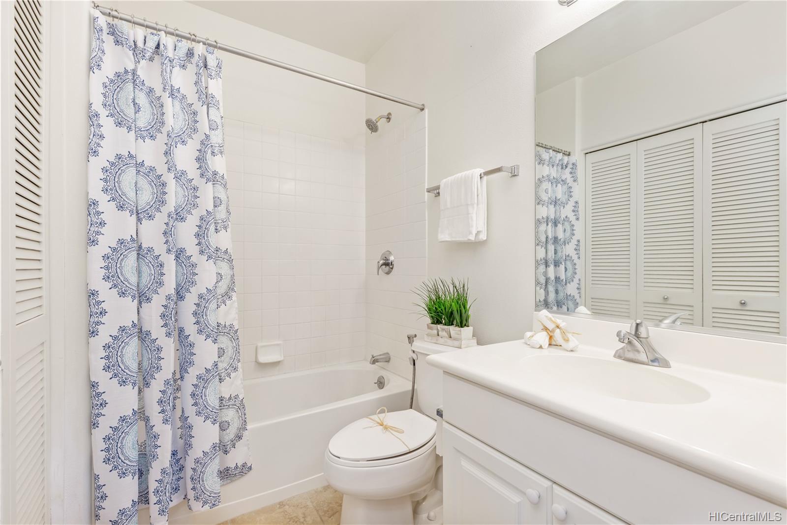 91-1021 Kaipalaoa Street  Unit 806