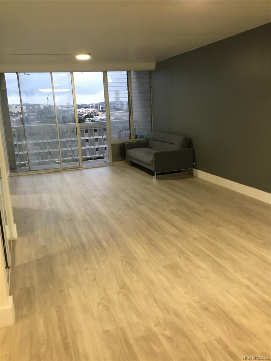 1320 Alexander Street  Unit 506