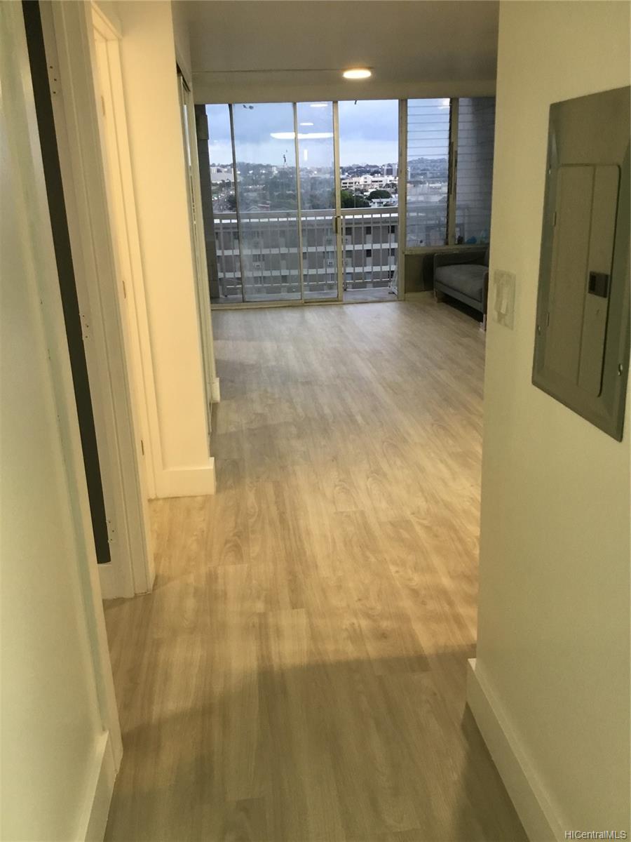 1320 Alexander Street  Unit 506