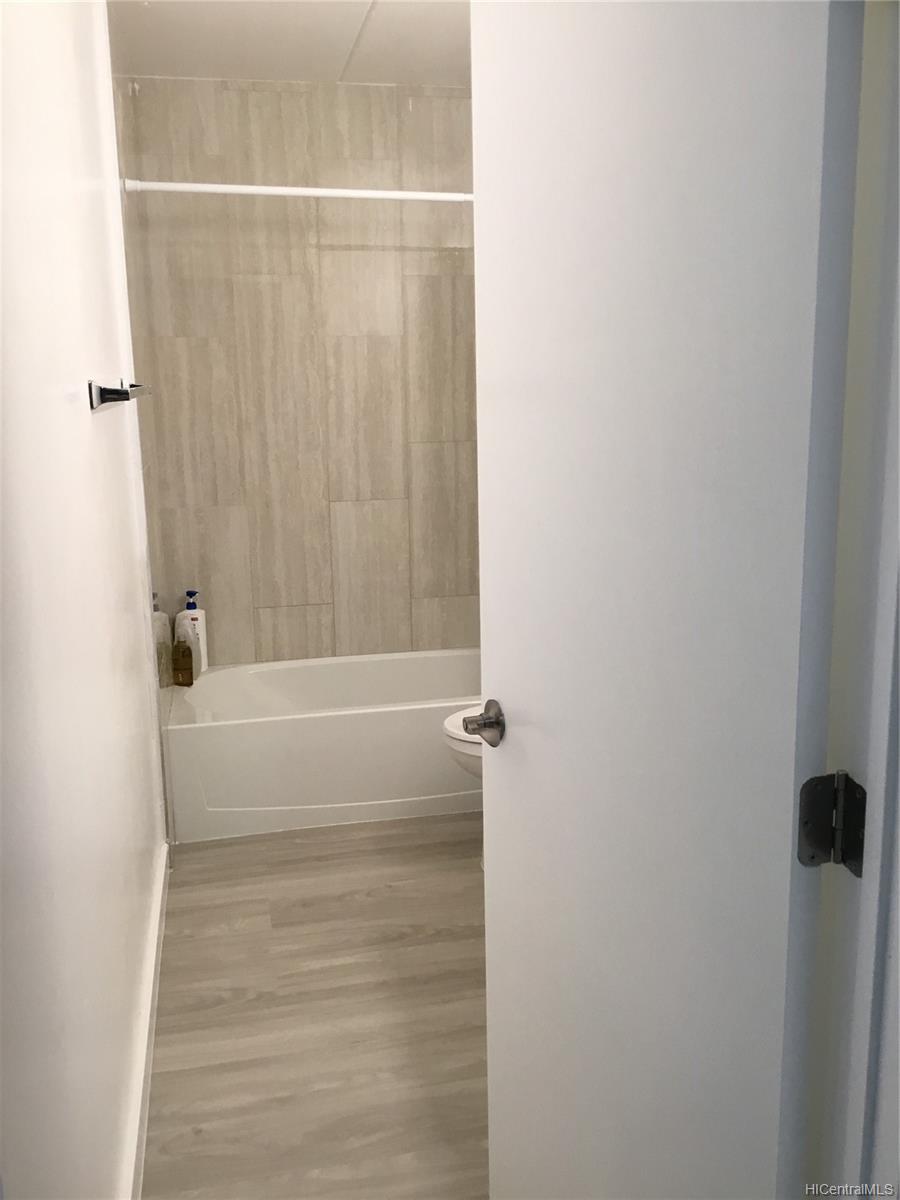 1320 Alexander Street  Unit 506