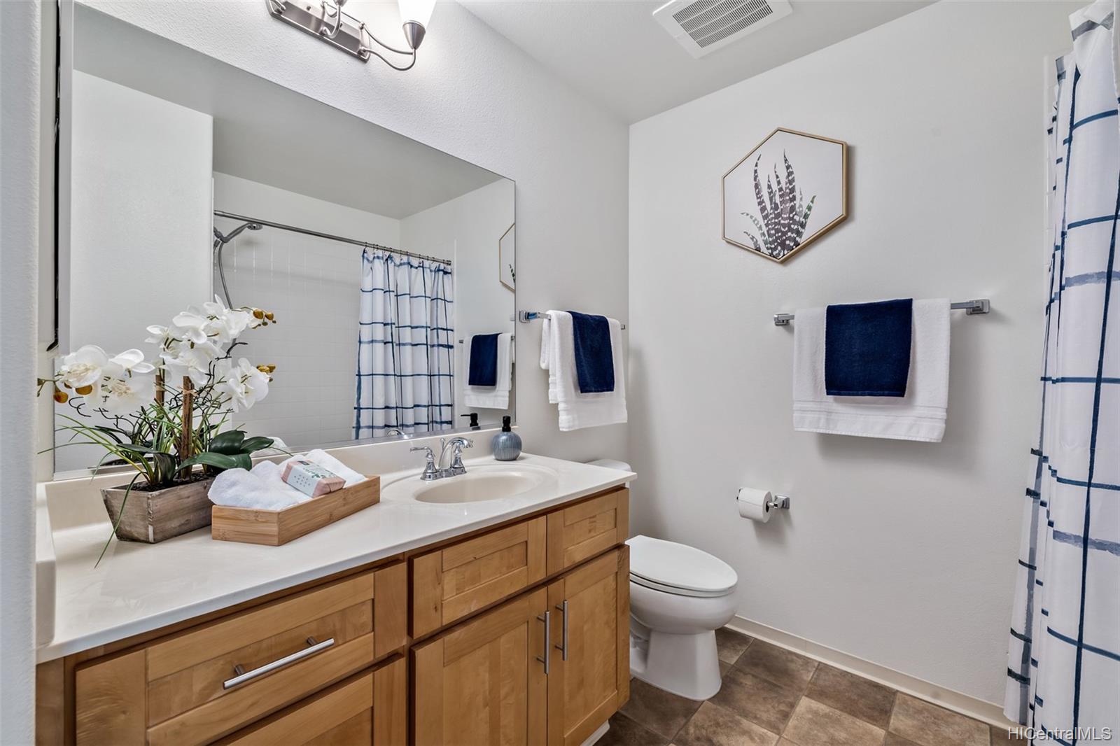 91-1265 Kamaaha Avenue  Unit 504