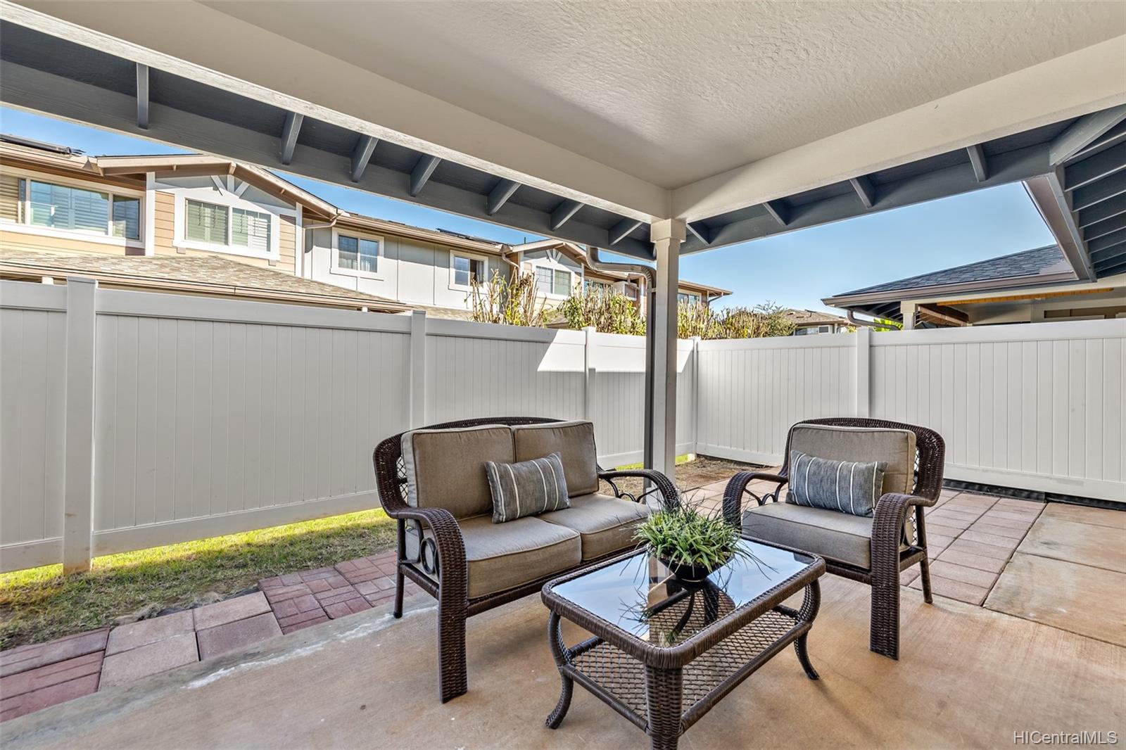 91-1265 Kamaaha Avenue  Unit 504
