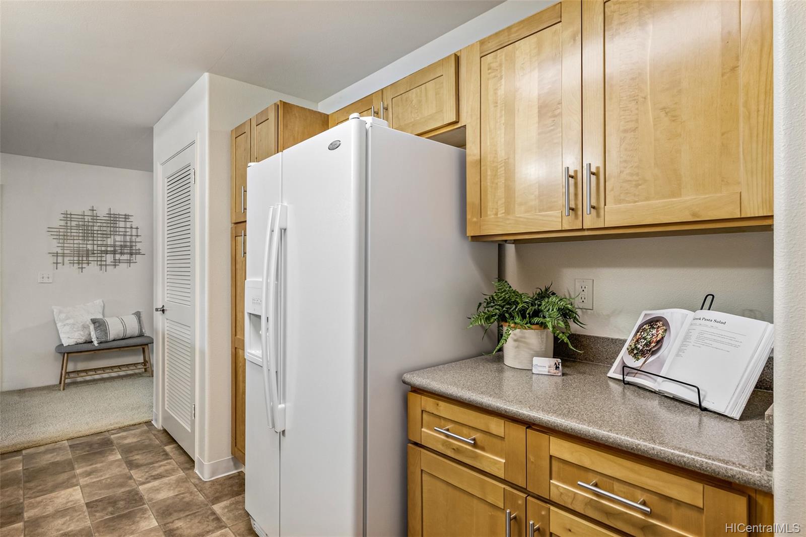 91-1265 Kamaaha Avenue  Unit 504