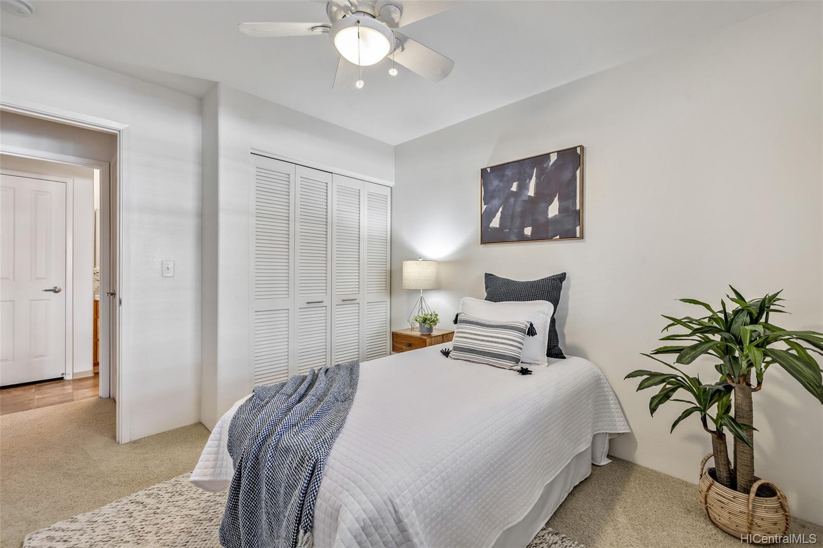 91-1265 Kamaaha Avenue  Unit 504