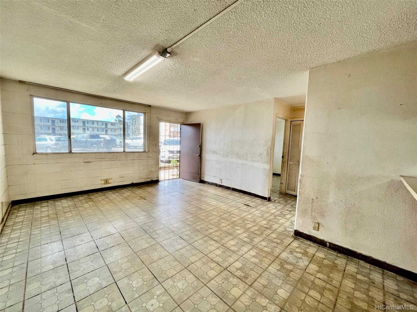 94-054 Leolua Street  Unit A102