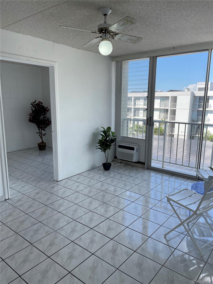 2847 Waialae Avenue  Unit 504