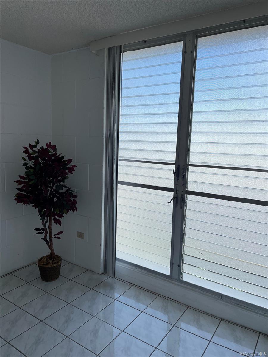 2847 Waialae Avenue  Unit 504