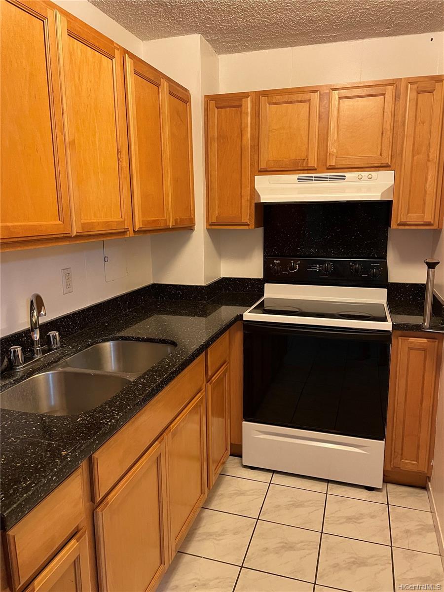 2847 Waialae Avenue  Unit 504