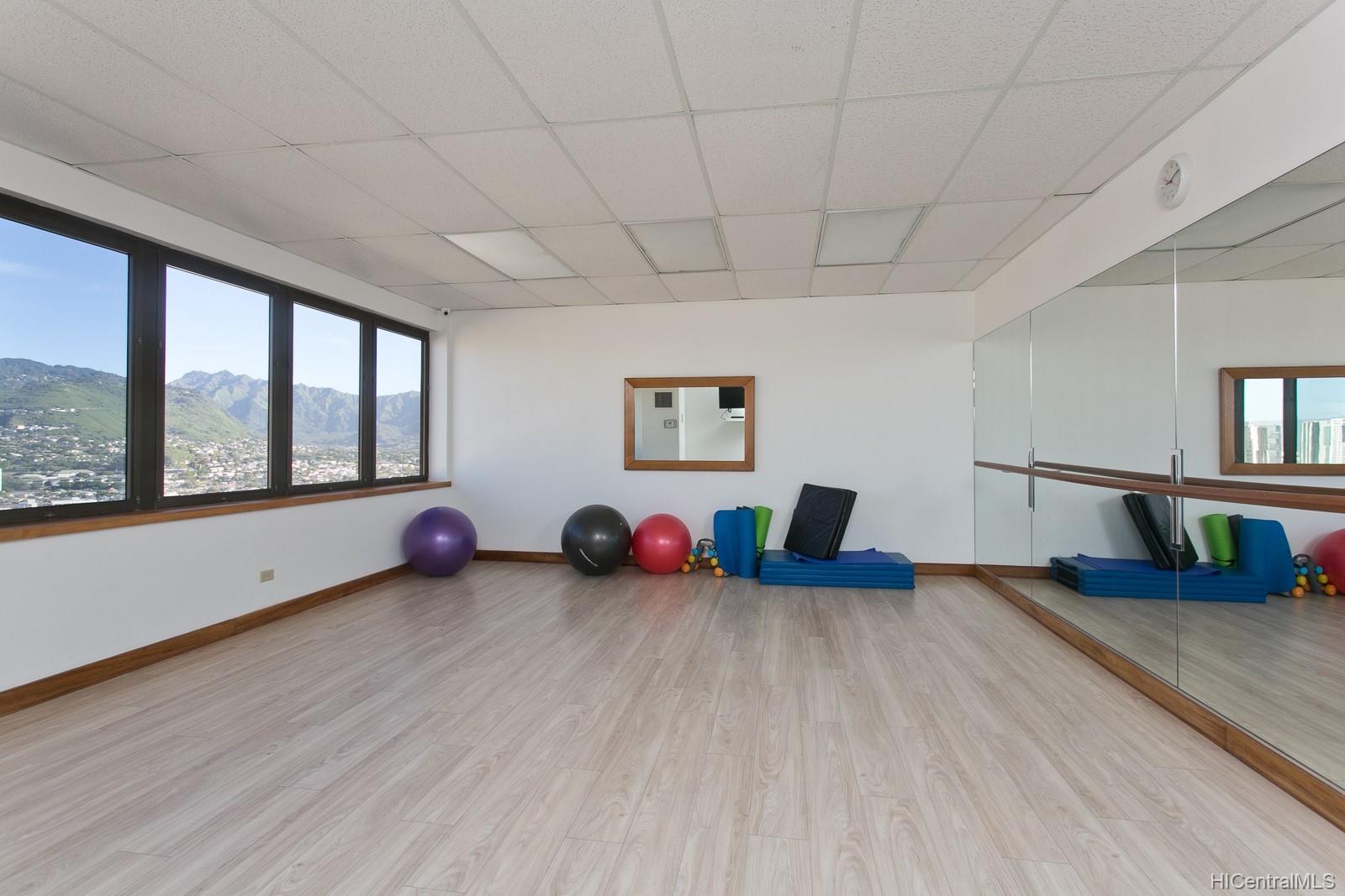 400 Hobron Lane  Unit 2903