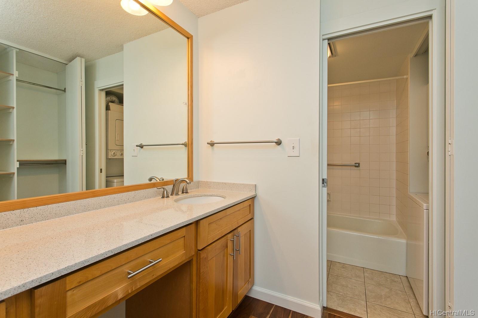 400 Hobron Lane  Unit 2903