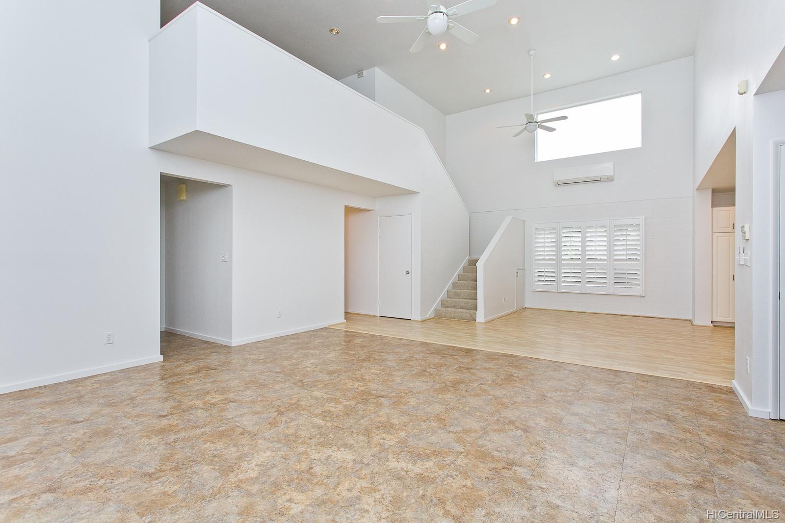 24 Muliwai Lane