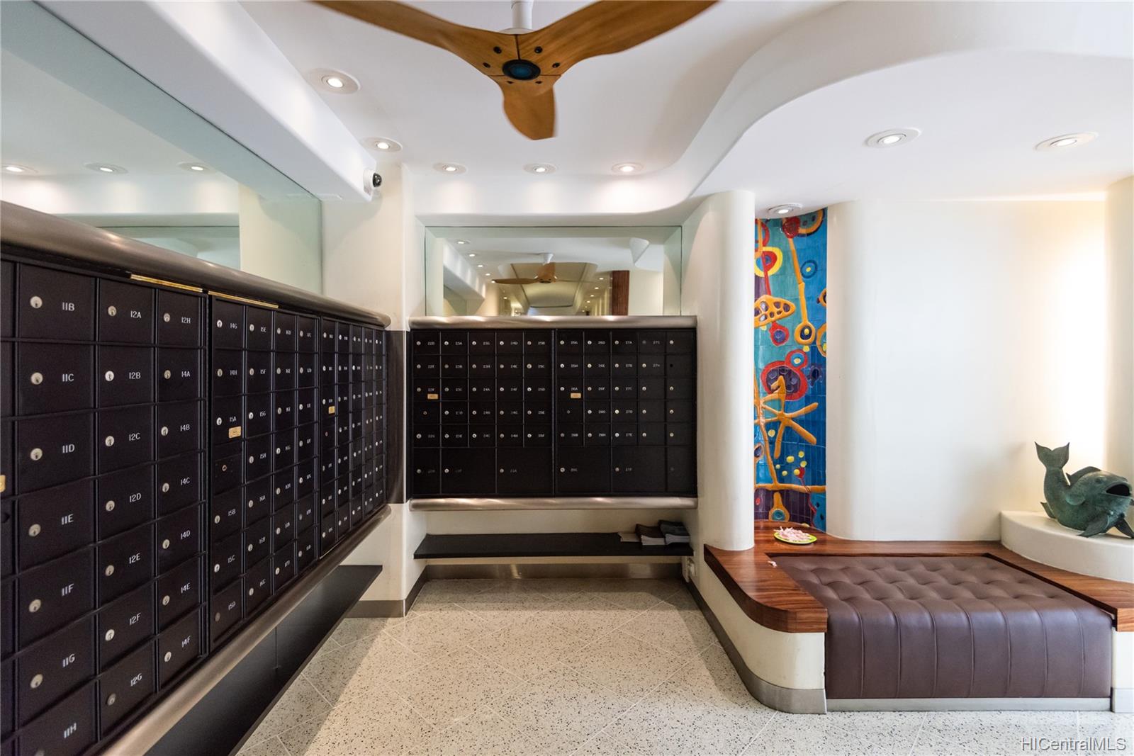 225 Queen Street  Unit 9G