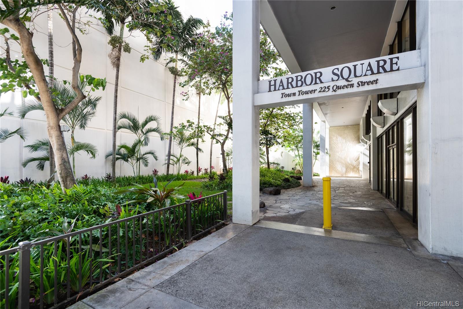 225 Queen Street Unit 9G 225 Queen Street Unit 9G