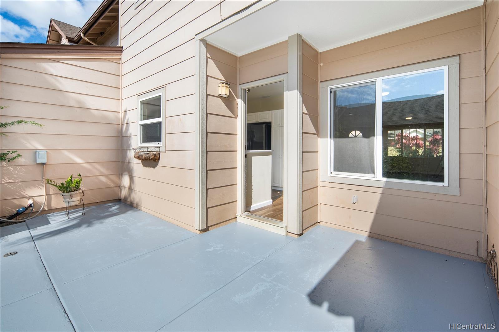 91-2111 Kaioli Street  Unit 2402