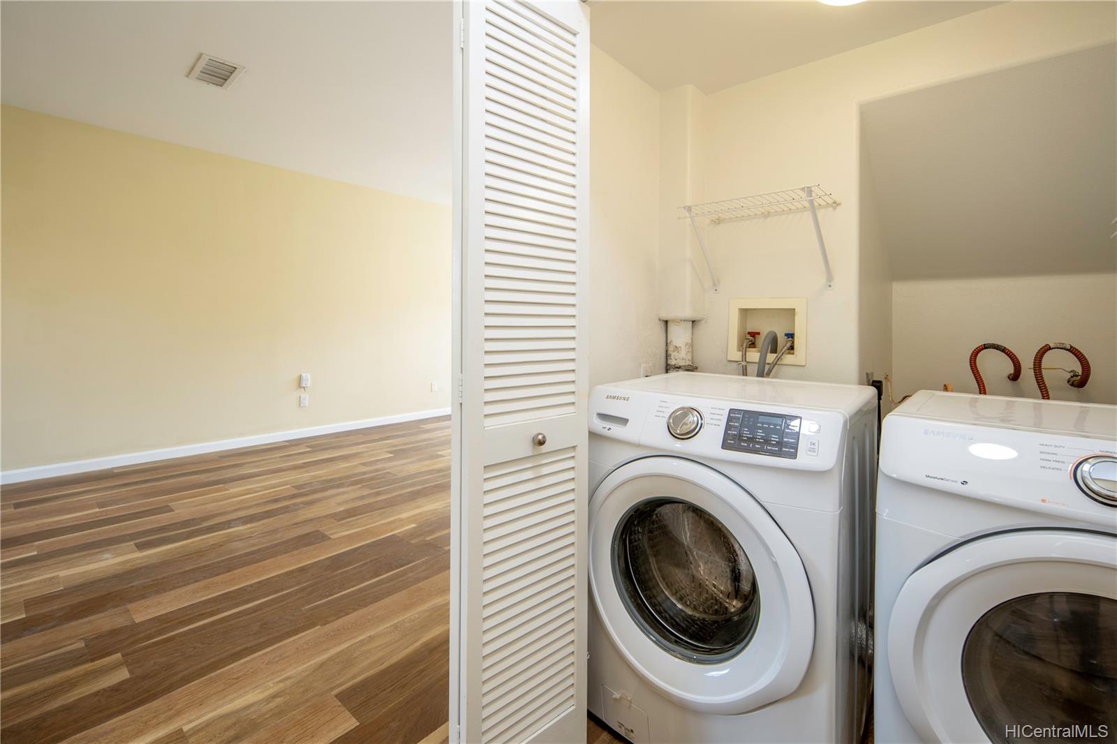 91-2111 Kaioli Street  Unit 2402