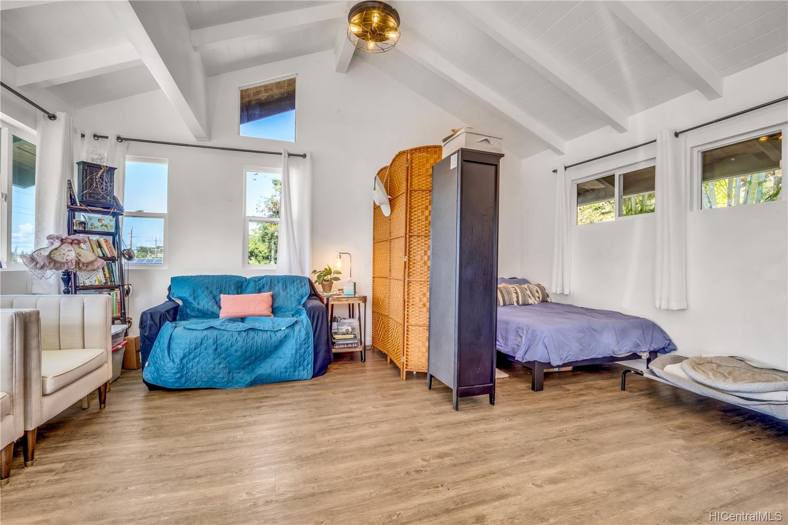 1233 Keolu Drive