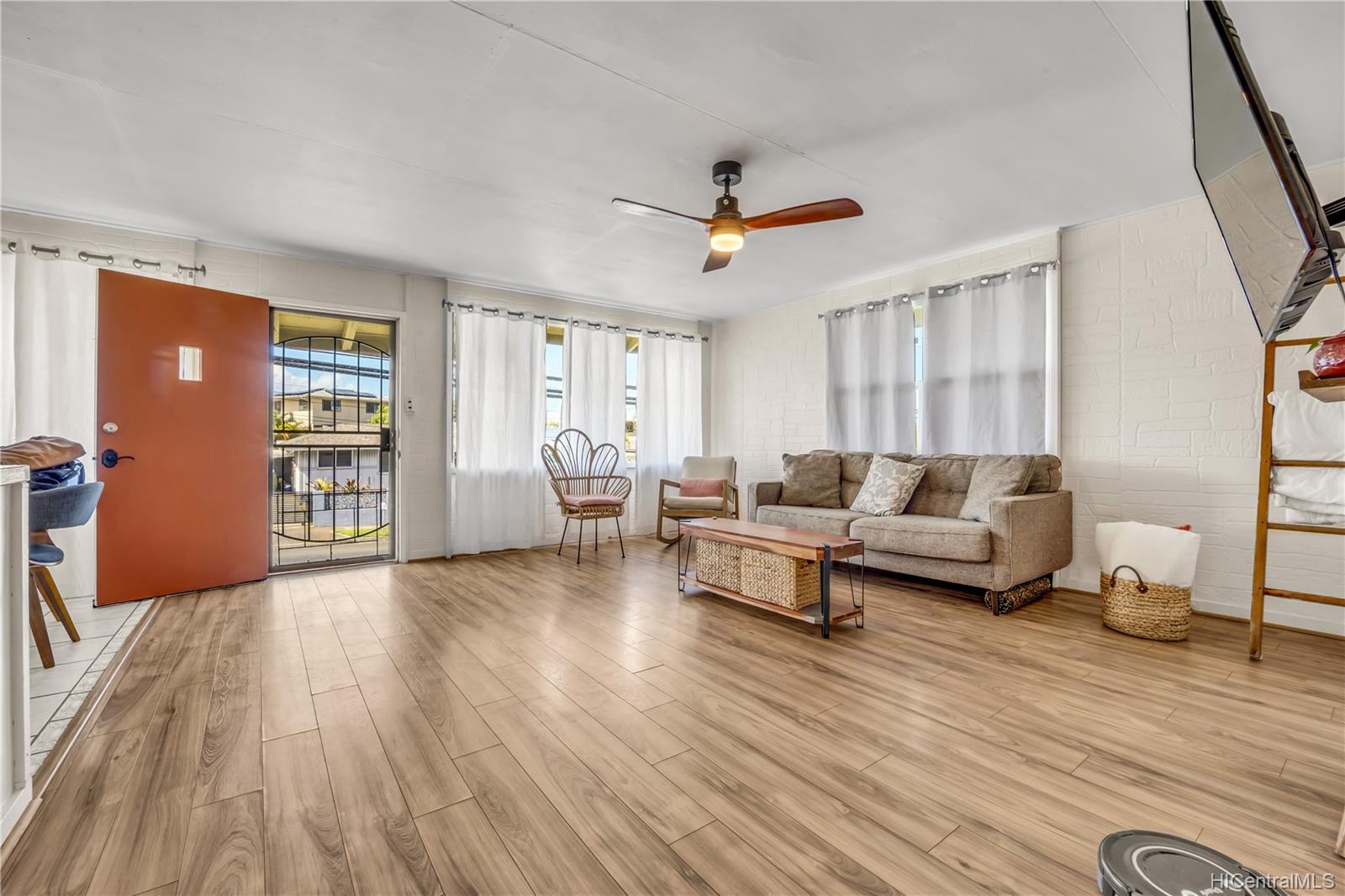 1233 Keolu Drive