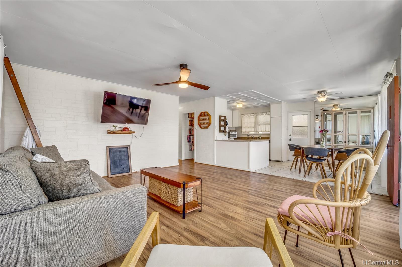 1233 Keolu Drive