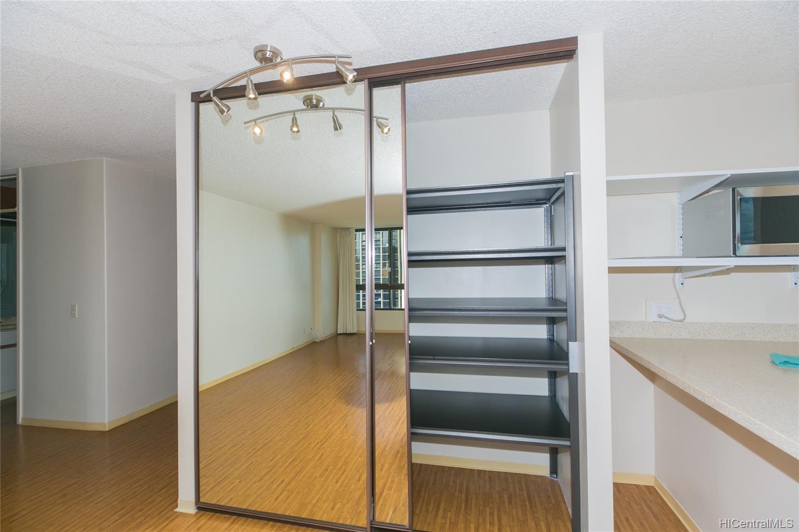 55 S Judd Street  Unit 1807