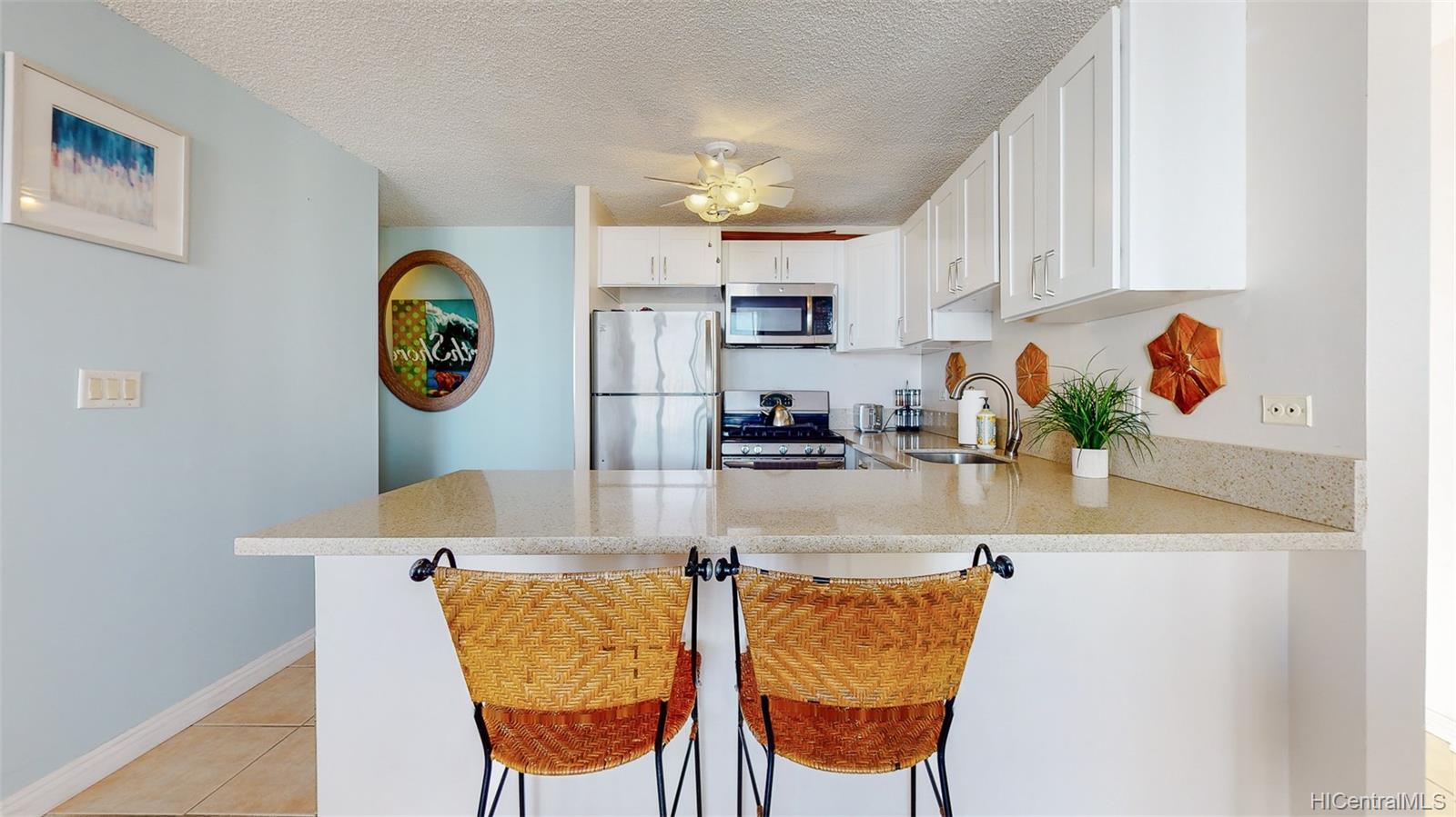 Waikiki Lanais 2452 Tusitala Street Unit 1705 Honolulu HI 96815 sold on