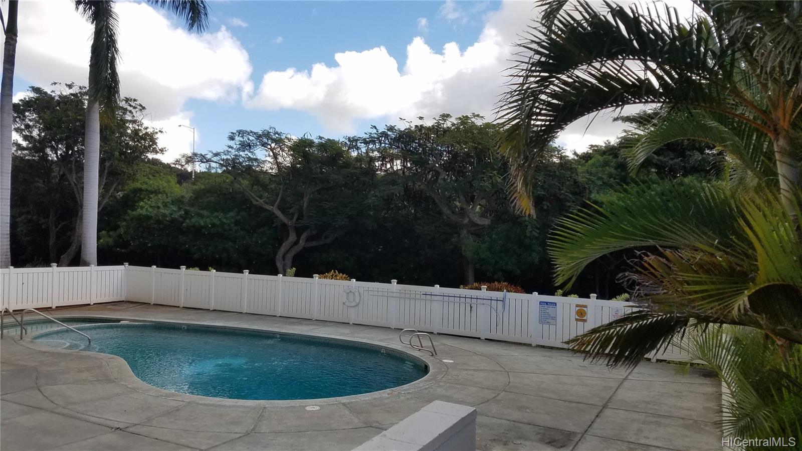 98-1038 Moanalua Road  Unit 7-608