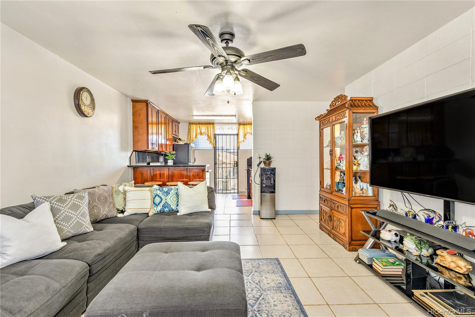 1119 Kokea Street  Unit C201