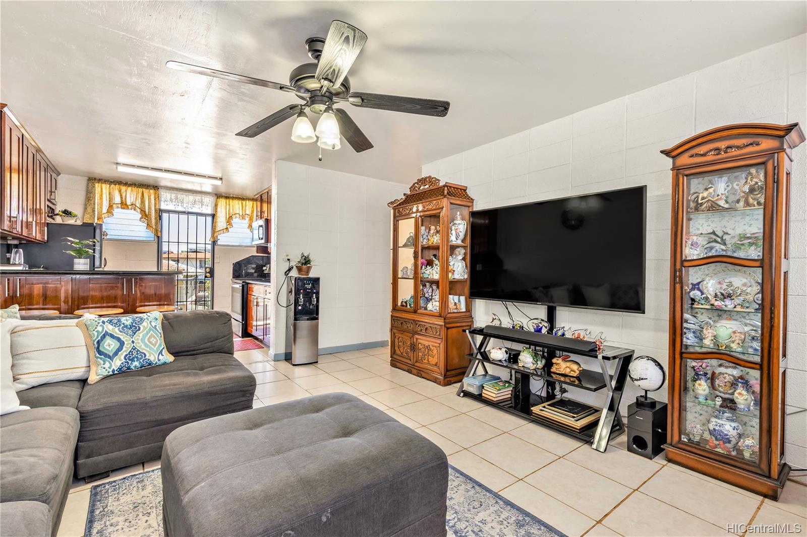 1119 Kokea Street  Unit C201