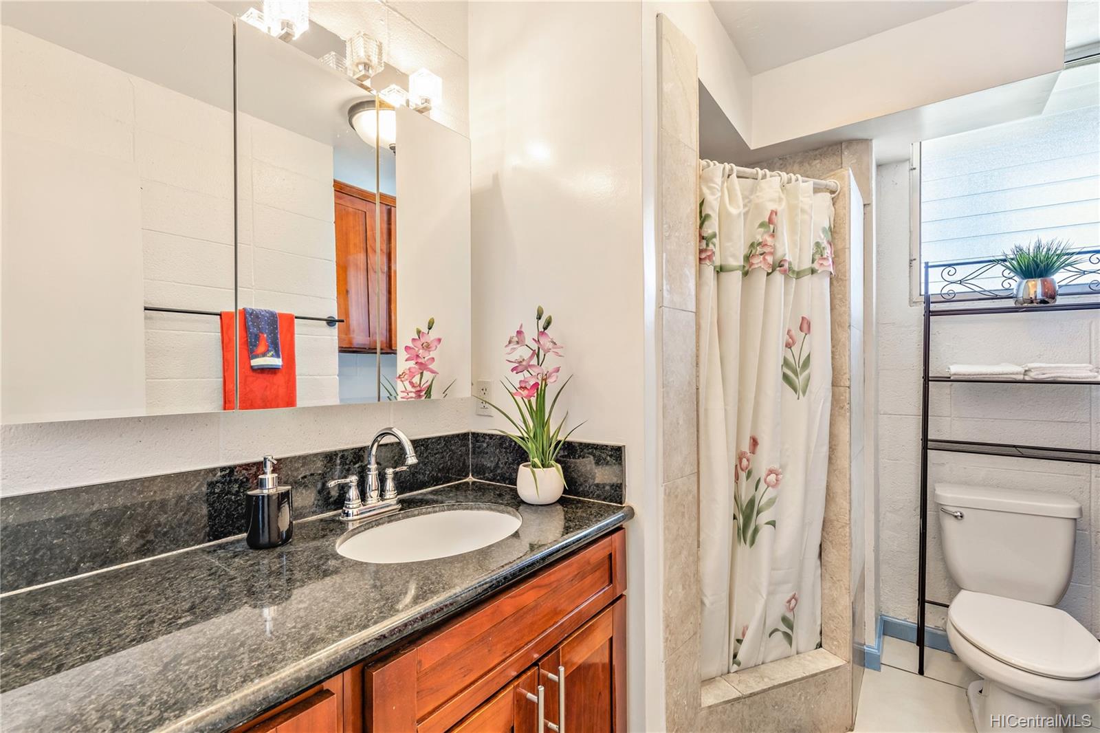 1119 Kokea Street  Unit C201