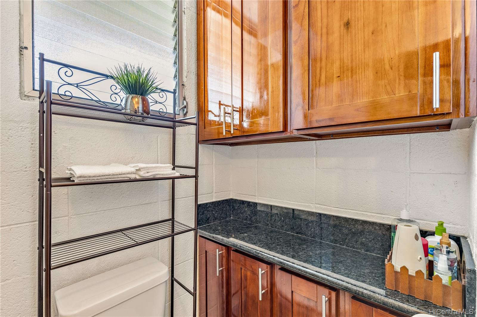 1119 Kokea Street  Unit C201