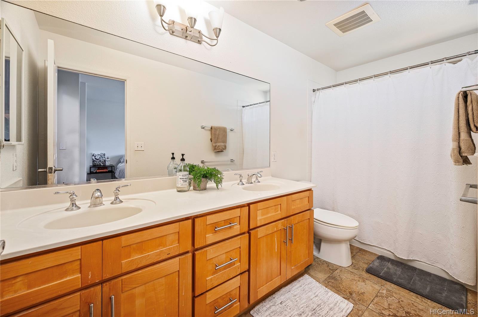 91-1179 Kaiau Avenue  Unit 803