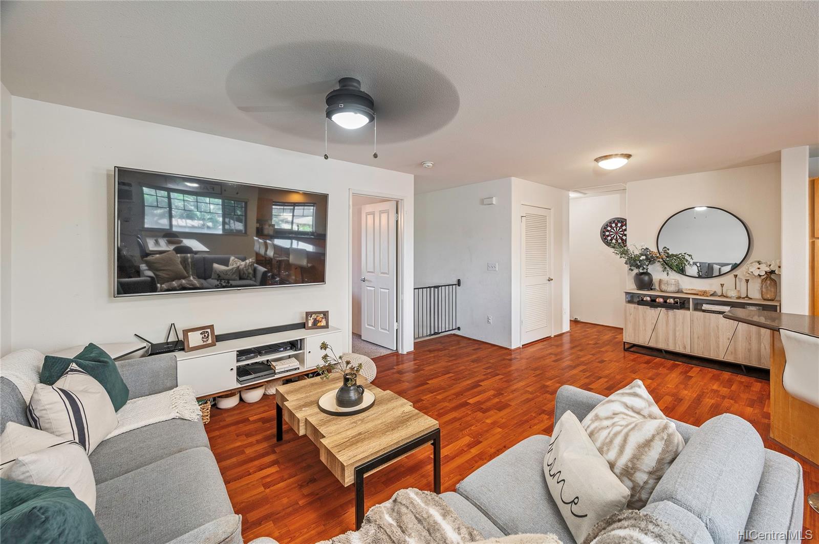 91-1179 Kaiau Avenue  Unit 803