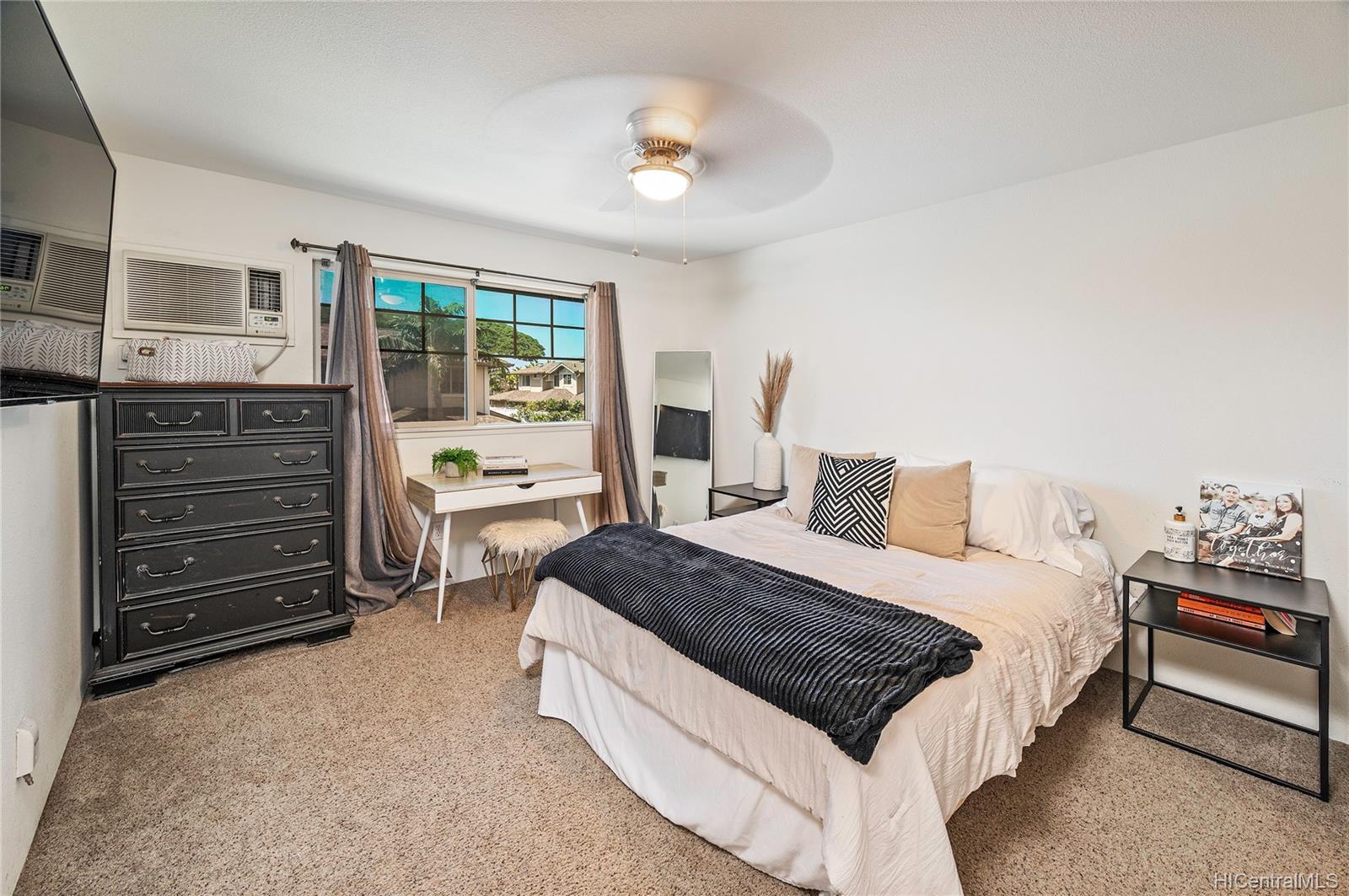 91-1179 Kaiau Avenue  Unit 803