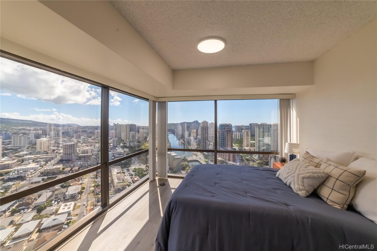 1750 Kalakaua Avenue  Unit 3803