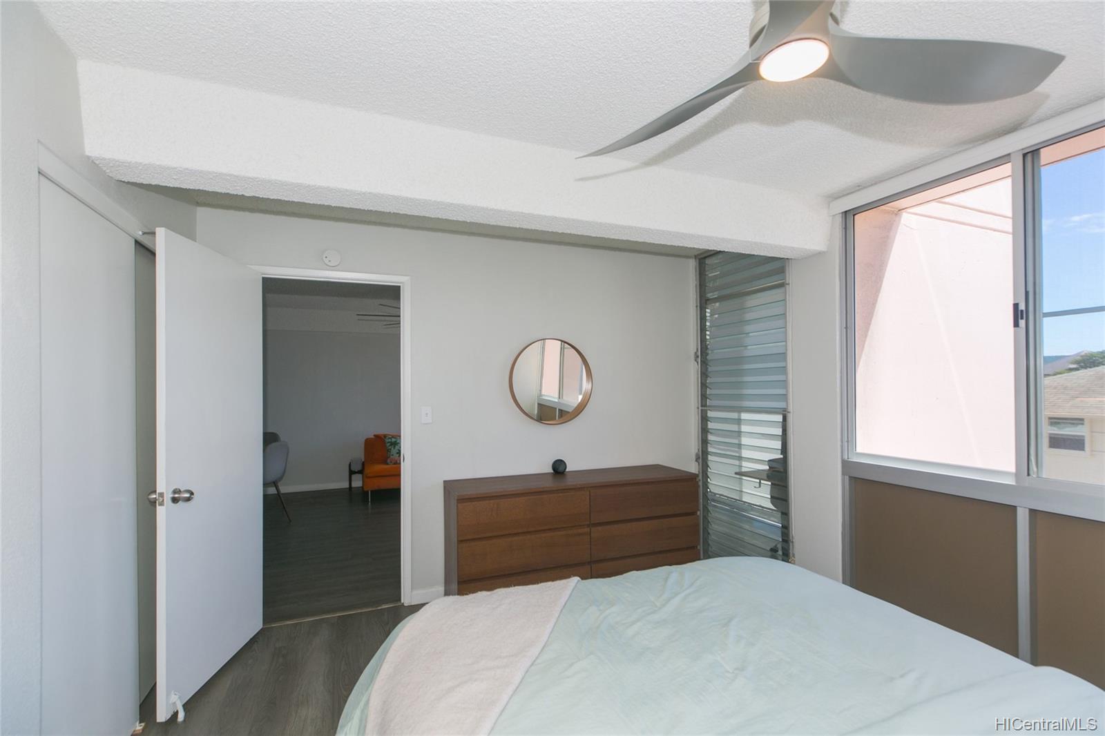 2439 Kapiolani Boulevard  Unit 101