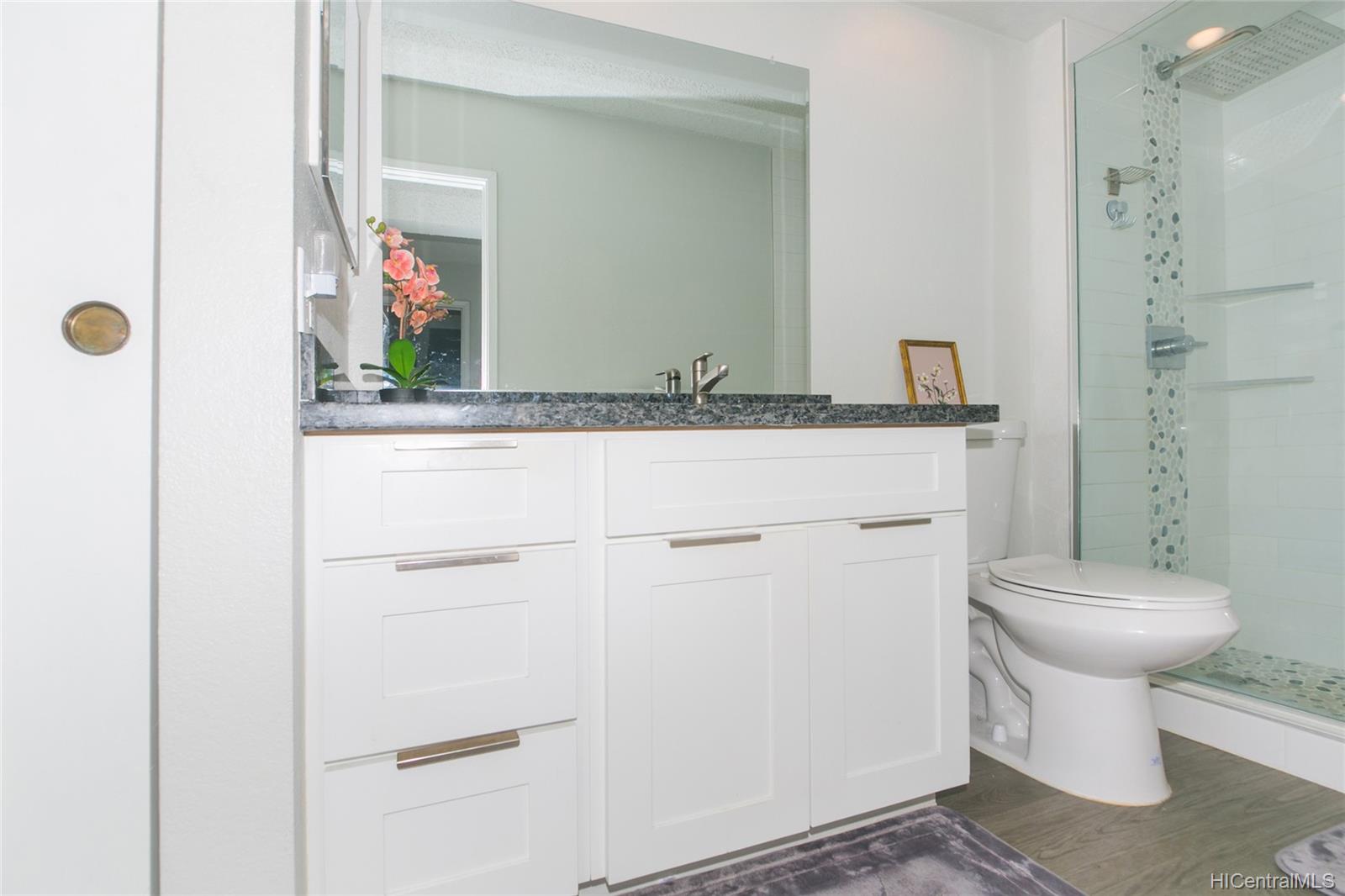 2439 Kapiolani Boulevard  Unit 101