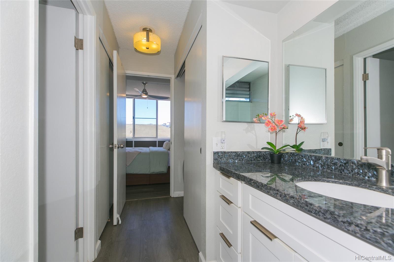 2439 Kapiolani Boulevard  Unit 101