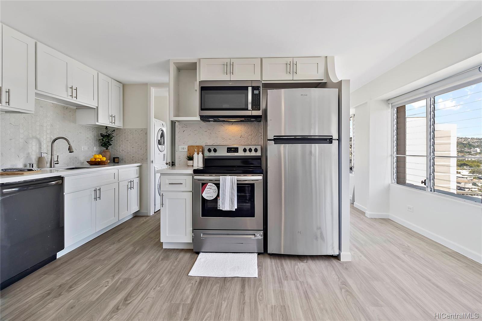 2525 Date Street  Unit 1802