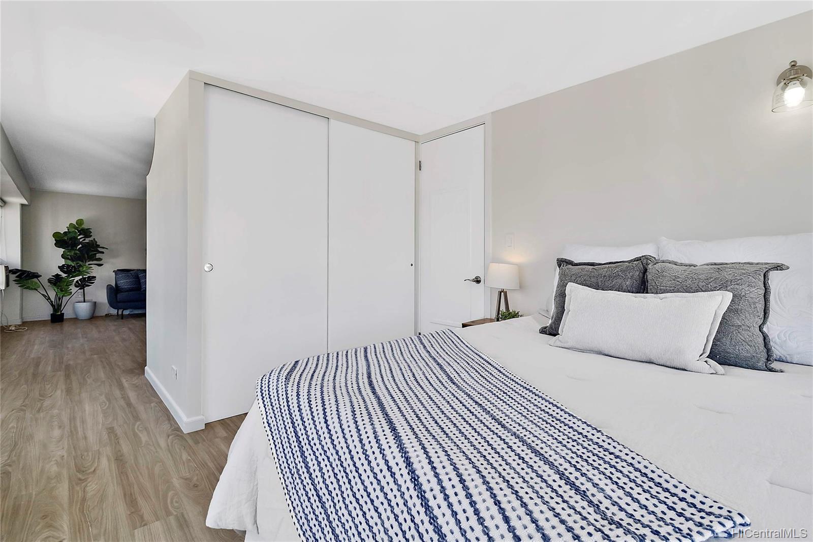 2525 Date Street  Unit 1802