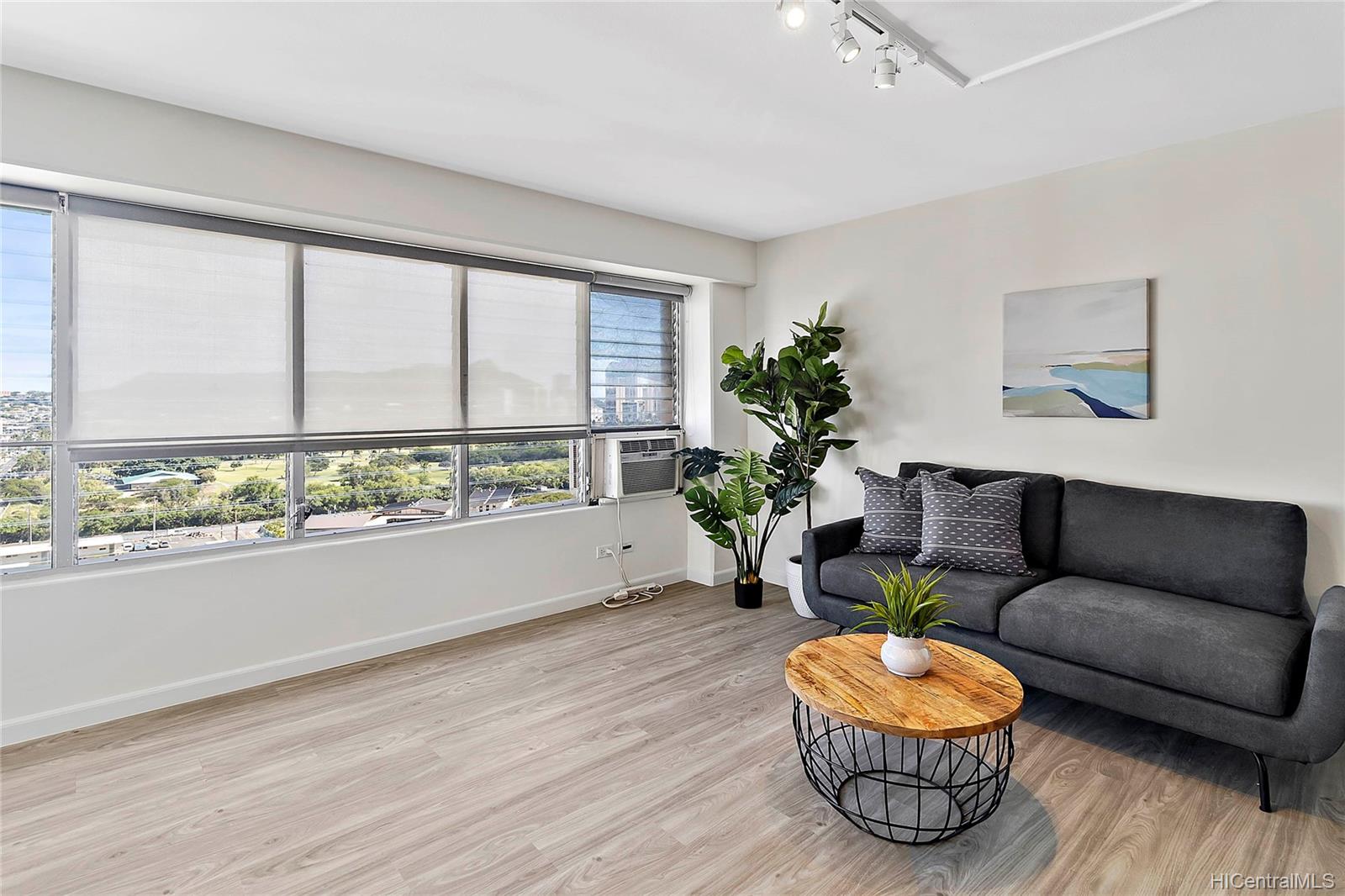 2525 Date Street  Unit 1802