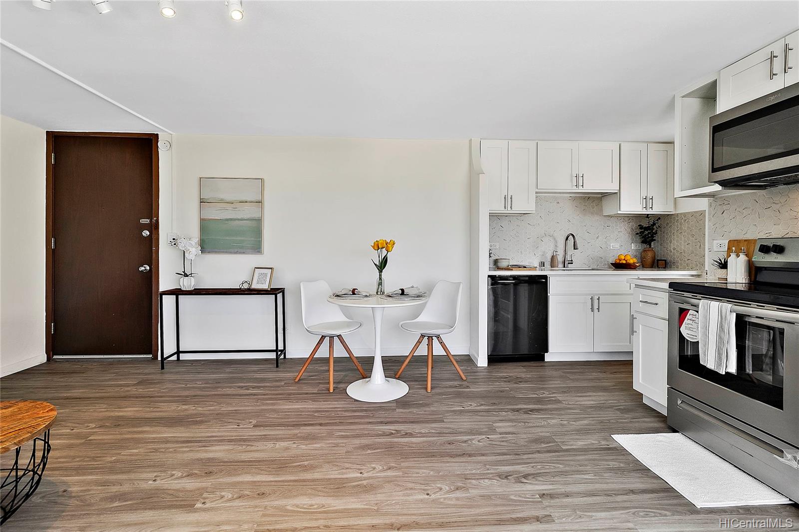 2525 Date Street  Unit 1802