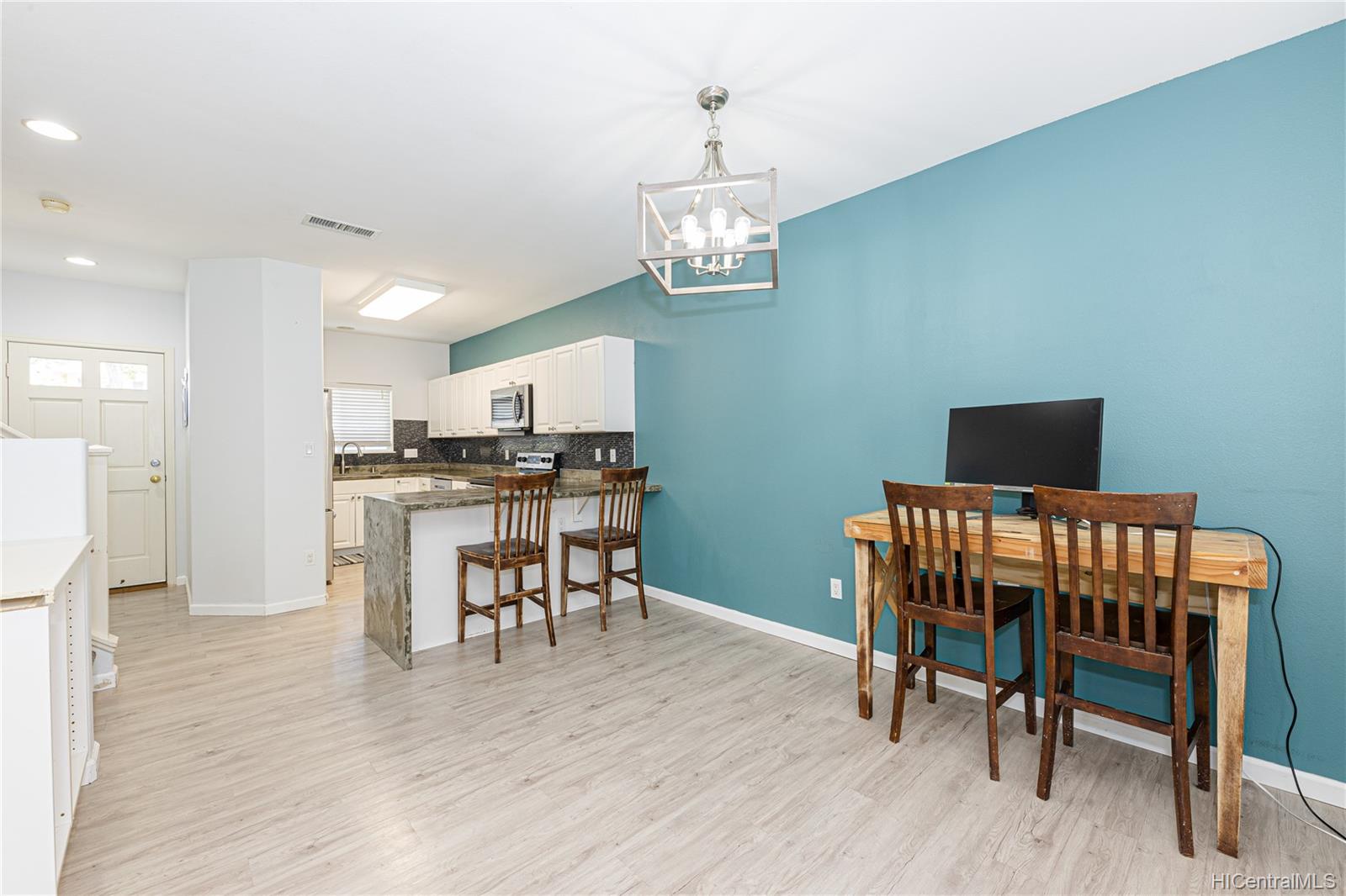 91-1091 Kaileolea Drive  Unit 2F2