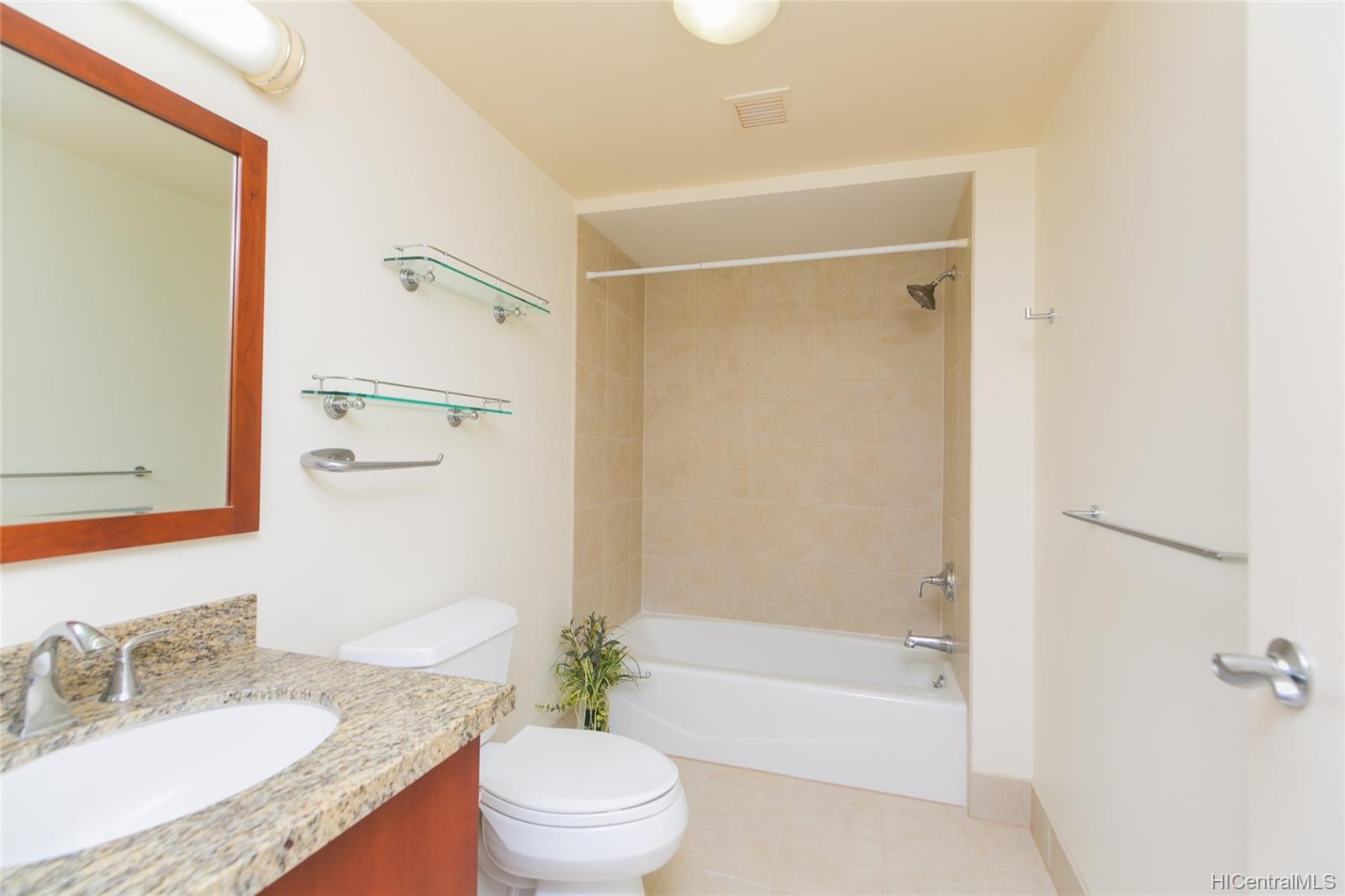 909 Kapiolani Boulevard  Unit 2902