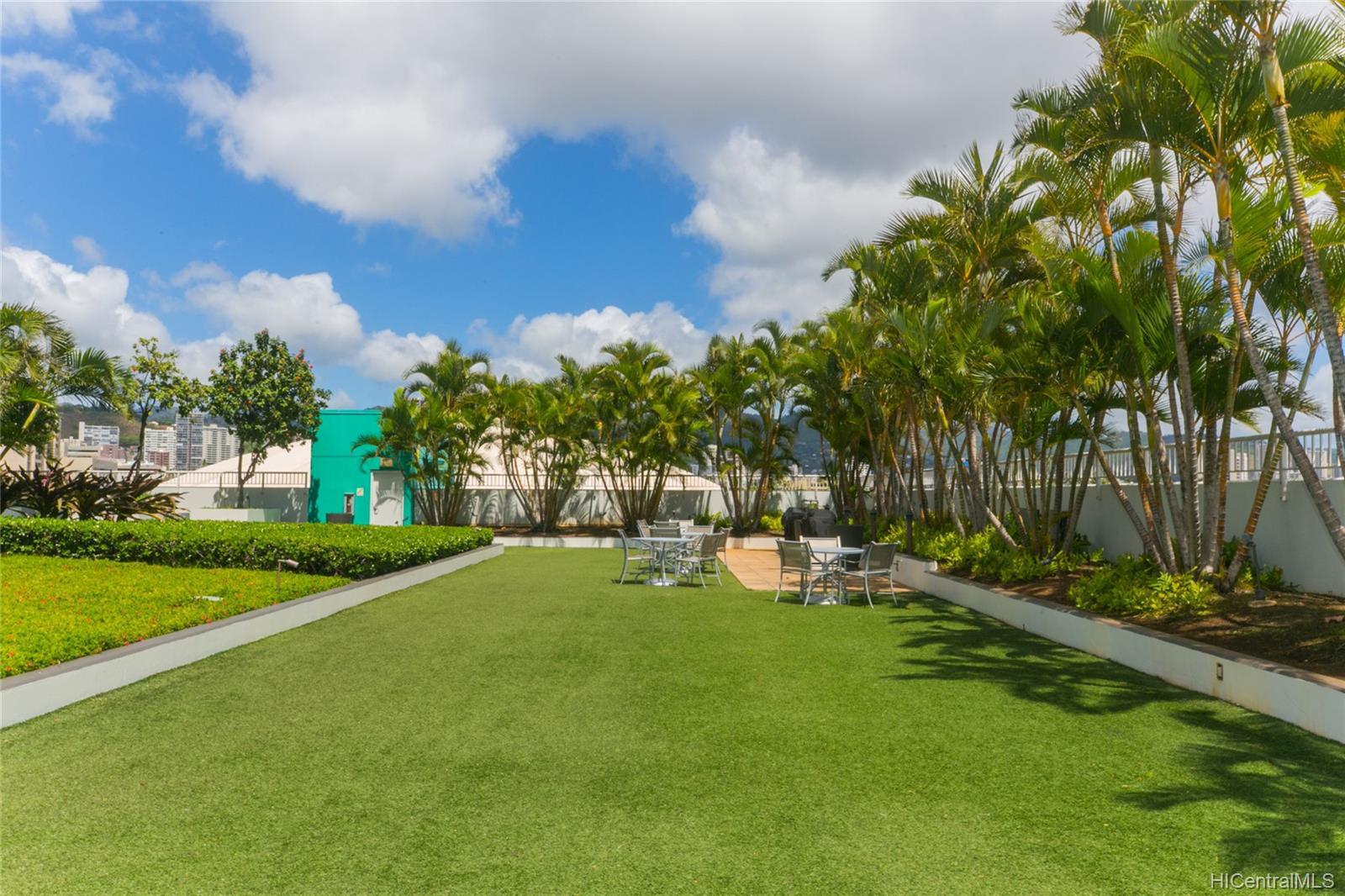 909 Kapiolani Boulevard  Unit 2902