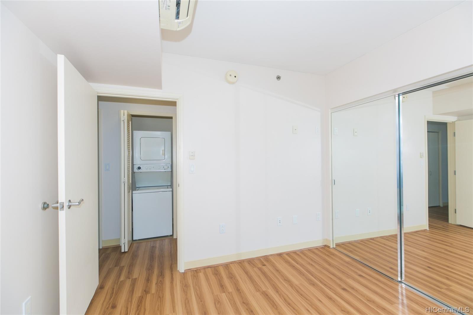909 Kapiolani Boulevard  Unit 2902