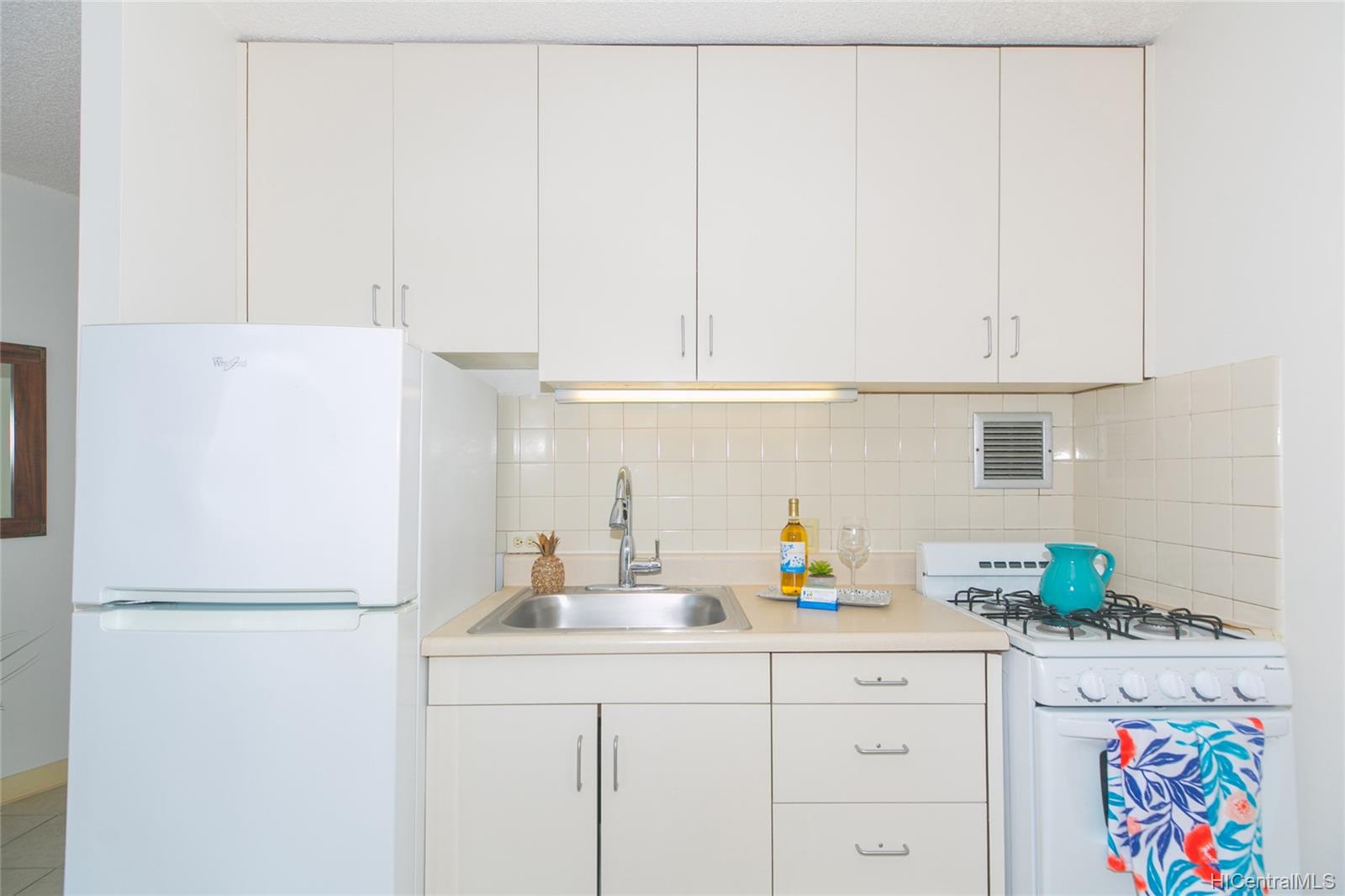 750 Amana Street  Unit 204