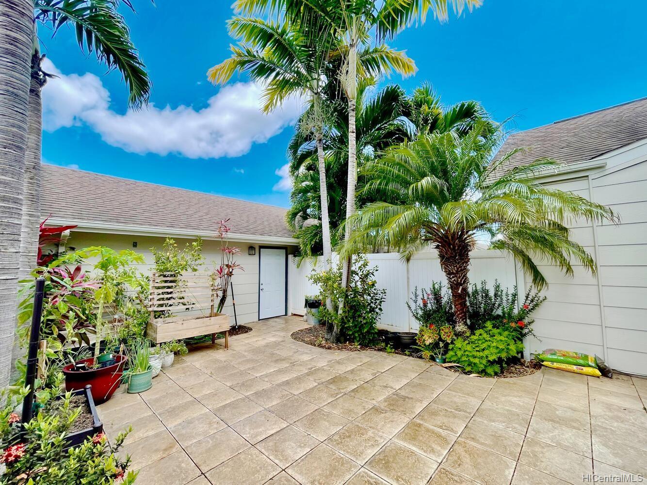 91-1009 Kaipalaoa Street  Unit 305