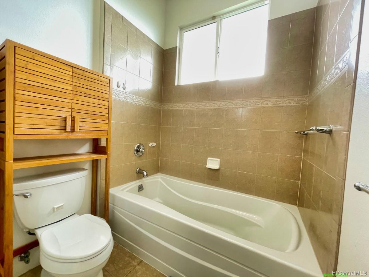 92-1087 Palahia Street  Unit B