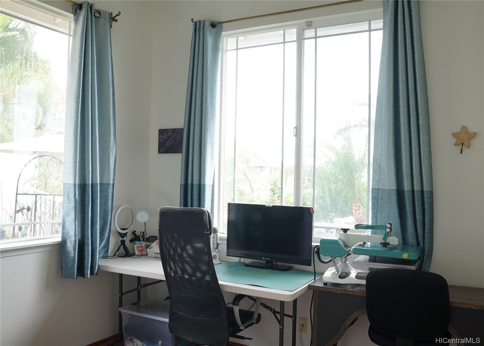 92-1087 Palahia Street  Unit B