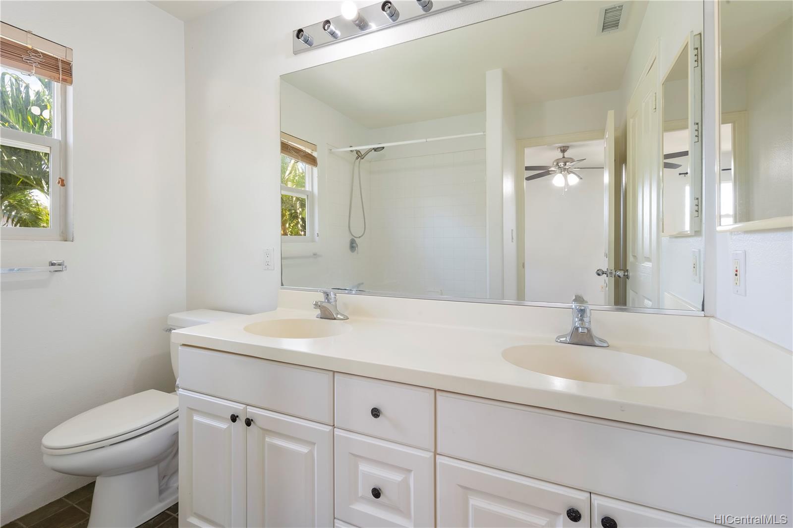 91-1091 Kaileolea Drive  Unit 2F1